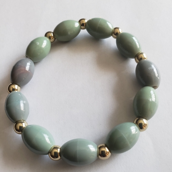 Mia Bead Bracelet - Picture 7 of 7